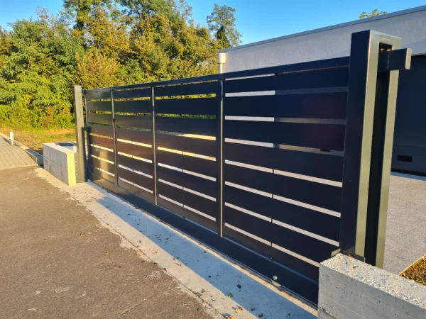 Installazione cancello su misura