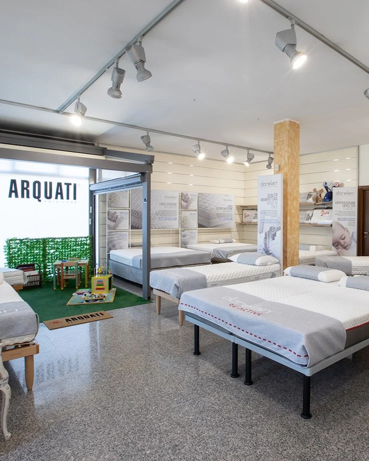 Showroom CR Idee Casa centro prova materassi