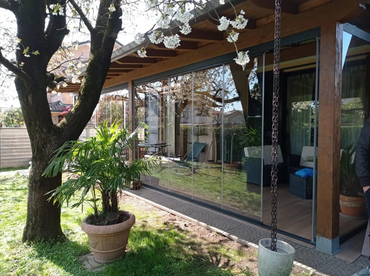 Vetrata panoramica scorrevole